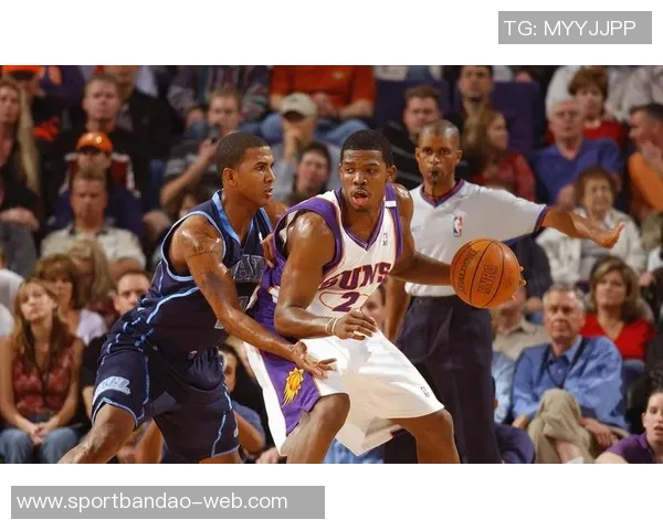 张佳玮分析杰伦布朗本季表现如小卡与乔约翰逊的完美结合